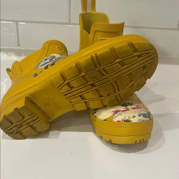 Joules Yellow Floral Ankle Rain Boots - Picture 8 of 8